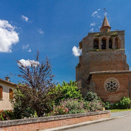 Giroussens B&B Du Couvent, Vue Chateau المظهر الخارجي الصورة